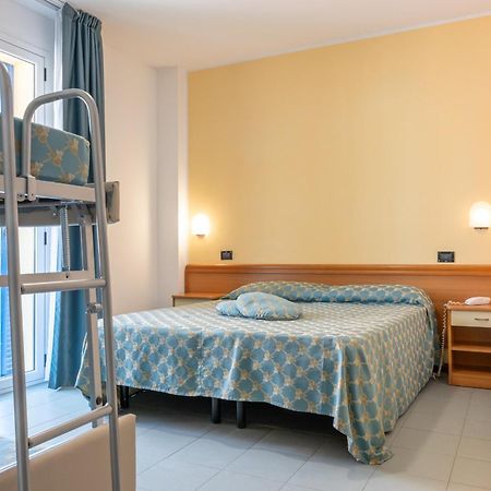 Hotel Thea Bellaria-Igea Marina Esterno foto