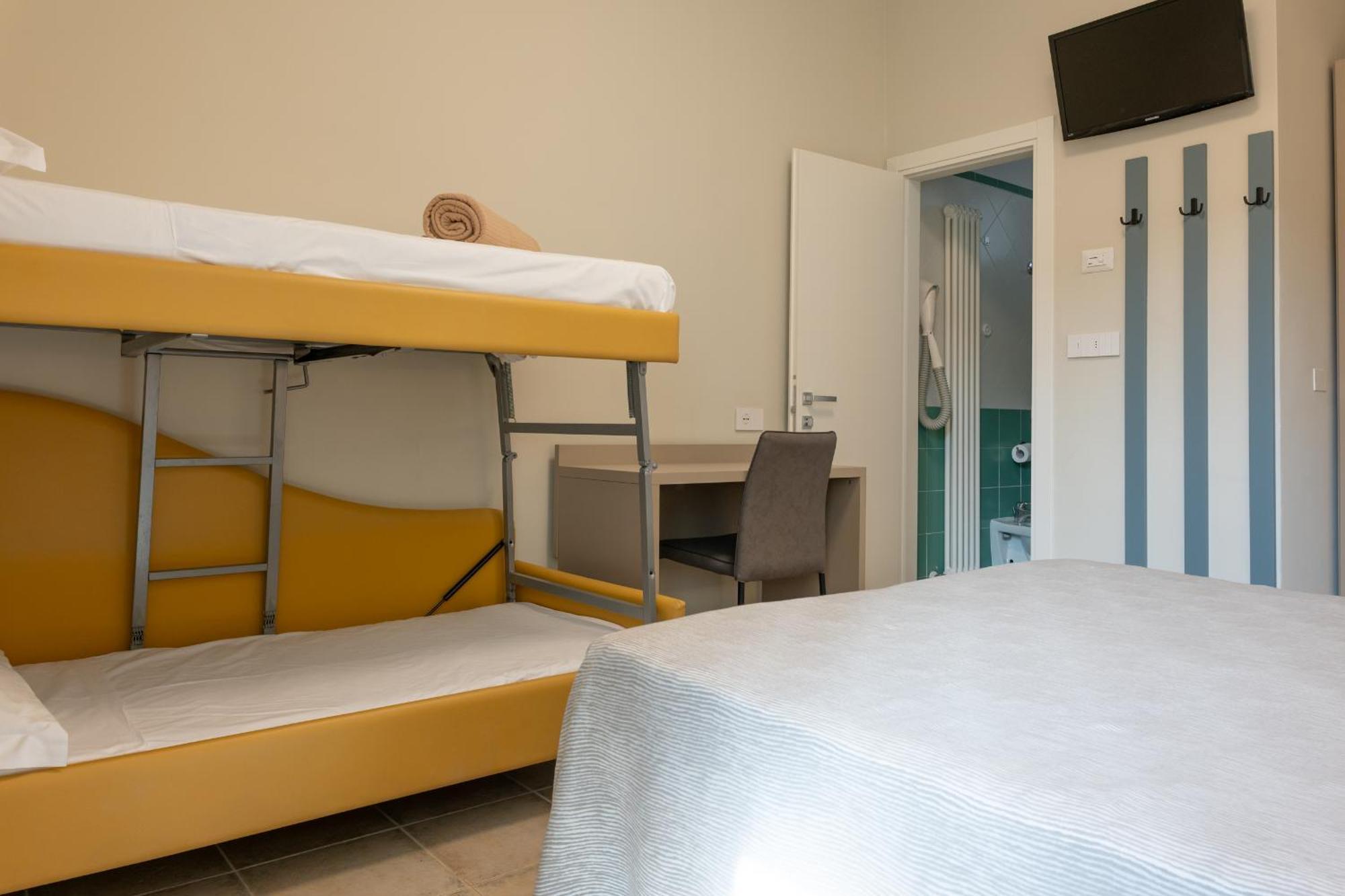 Hotel Thea Bellaria-Igea Marina Esterno foto