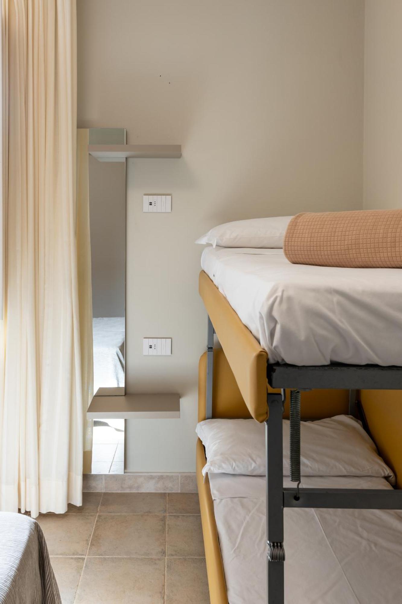 Hotel Thea Bellaria-Igea Marina Esterno foto
